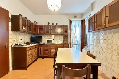 Casa in vendita, Via Lucerna, Milano