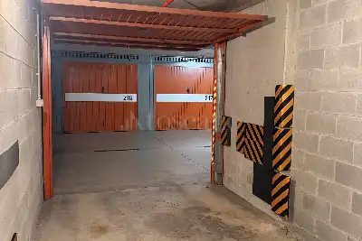 Box in vendita, Piazzale Giulio Cesare, Milano