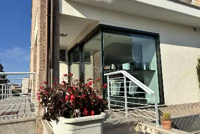 Villa Plurifamiliare in vendita, Viale Hugo Pratt, Roma