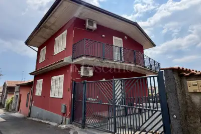 Casa Indipendente in vendita, Via Monte Grappa, Nicolosi