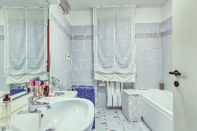 Casa Indipendente in vendita, Via Gaggio, Marchirolo