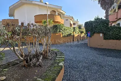 Villino a Schiera in vendita, Via Milano, Santa Marinella