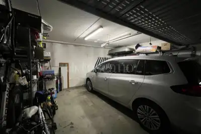 Box in vendita, Via dei Silvestrini, Roma