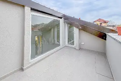 Casa in vendita, Via Giulio Uberti, Milano