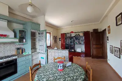 Casa Indipendente in vendita, Via Antica Arischia, L'Aquila
