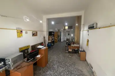 Negozio in vendita, Via Andrea Gabrieli, Bari