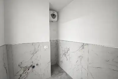 Magazzino in affitto, Via Isonzo , Monza