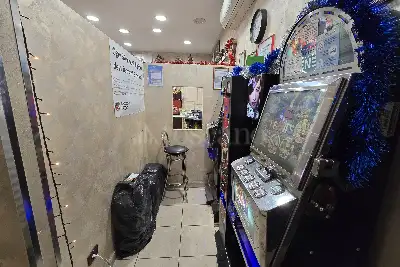 Attività Commerciale in vendita, Viale dell'Esercito 62, Roma