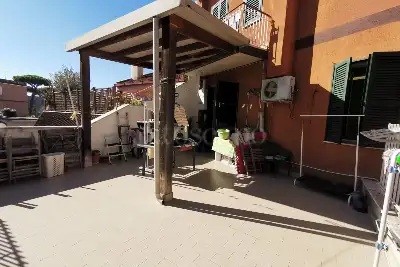 Casa in vendita, Via Vincenzo Sartori 6, Roma