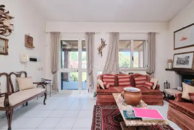 Villa Bifamiliare in vendita, Via Ippia di Elide, Roma