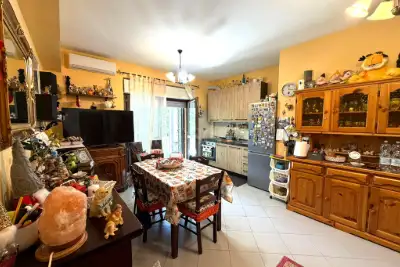 Casa in vendita, Via Tricerro, Roma