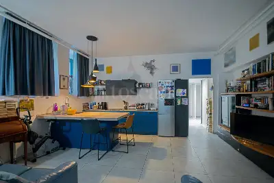 Laboratorio in vendita, Via Lario 13, Milano