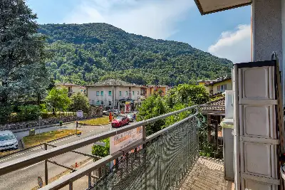 Casa in vendita, Via Luino, Lavena Ponte Tresa