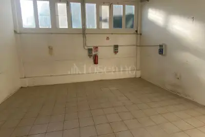 Capannone in affitto, Via Baraggia, Cunardo
