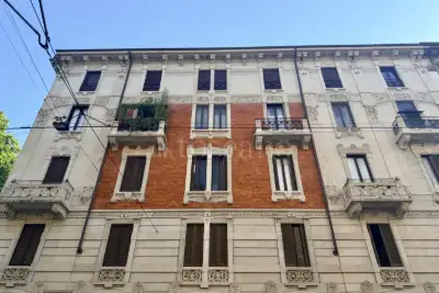 Casa in vendita, Via Plinio, Milano