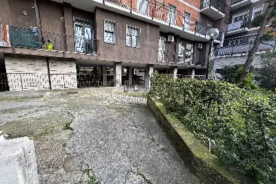 Box in vendita, Via Boves, Brescia