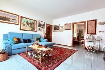 Casa in vendita, Via Giosuè Carducci, Poggio a Caiano