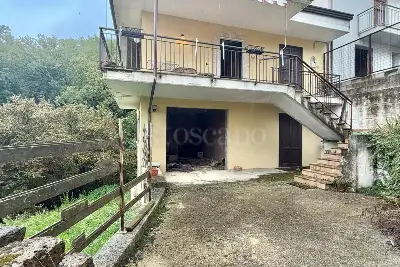 Casa Indipendente in vendita, via Ciccuzzi 3, Summonte, Grottolella