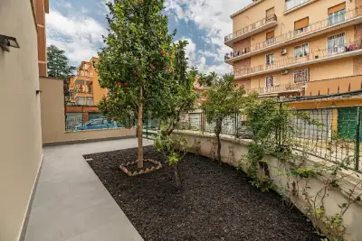 Casa in vendita, Via Lucilio, Roma