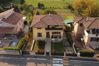 Villa in vendita, Via San Zeno, Brescia