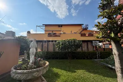 Casa in vendita, Via Giulio Emanuele Rizzo, Roma