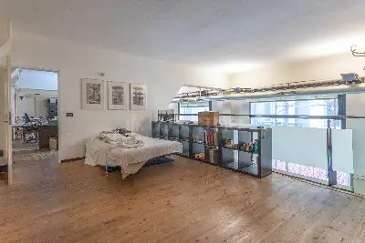 Loft in vendita, Viale Emilio Caldara, Milano