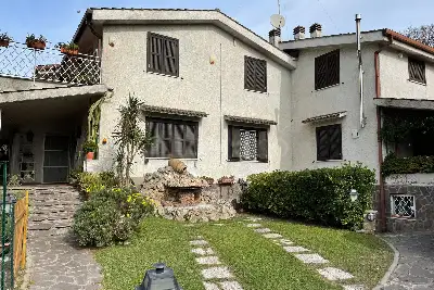 Casa in vendita, Via Arnolfo di Cambio, Roma