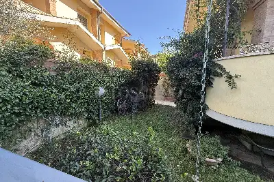 Villa Plurifamiliare in vendita, Via Numana, Fiumicino