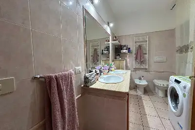 Casa in vendita, Via Zendrini, Roma