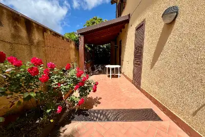 Villa Bifamiliare in vendita, Nicolosi - Ai Pini, Nicolosi