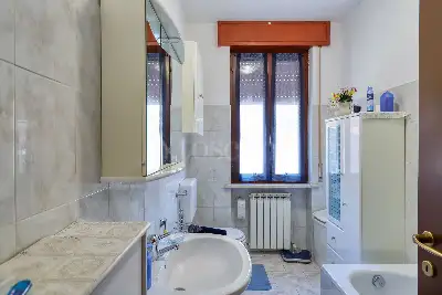 Casa in vendita, Via A. Manzoni, Brusimpiano