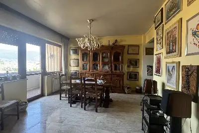 Casa in vendita, Via Marco Roncioni, Prato