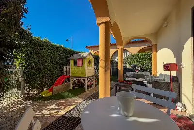 Casa in vendita, via Parigi 6 Olbia , Olbia