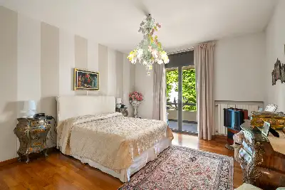 Villa in vendita, LUNGOLAGO CESARE BATTISTI, Desenzano del Garda