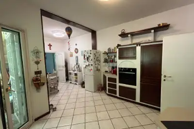 Villa in vendita, Via Montecalvo, Pianoro