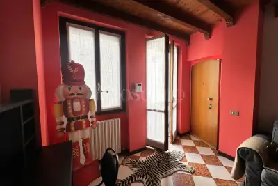Casa in affitto, Via dei Fabbri, Milano