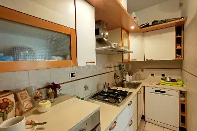 Casa in vendita, Via Montello, Aprilia