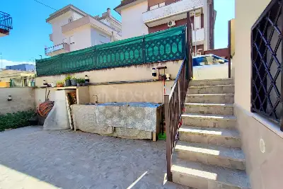 Casa in vendita, Via Lombardia, Nettuno