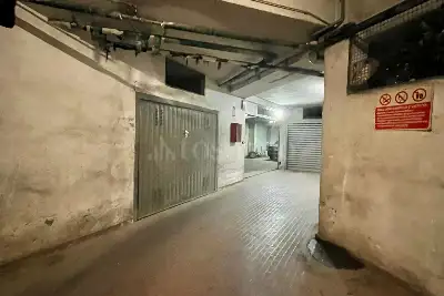 Box in affitto, Via Roma, Atripalda