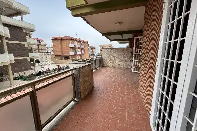 Casa in vendita, Via Olanda, Pomezia