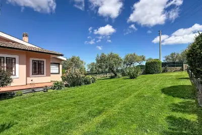 Villa in vendita, Strada Vicinale Monti Bianchinu 16, Sassari