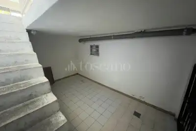 Negozio in affitto, Viale Legioni Romane, Milano