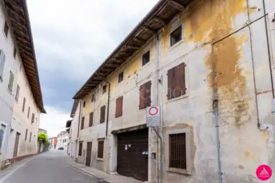 Casale in vendita, Via Roma, Aviano