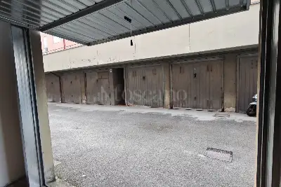 Magazzino in vendita, Via Buozzi, Siena