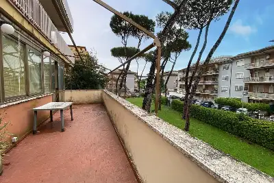 Casa in vendita, Via Baveno, Roma