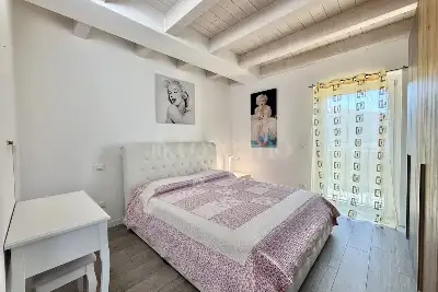 Casa in vendita, Via Goldoni, Peschiera del Garda