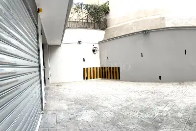 Box in vendita, Via delle Calasanziane, Roma