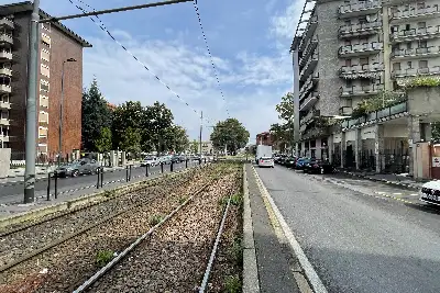 Casa in vendita, via Francesco Gonin, Milano