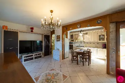 Casa in vendita, Via Monte Lussari, Udine