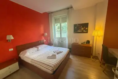 Casa in vendita, Via Pessano, Milano